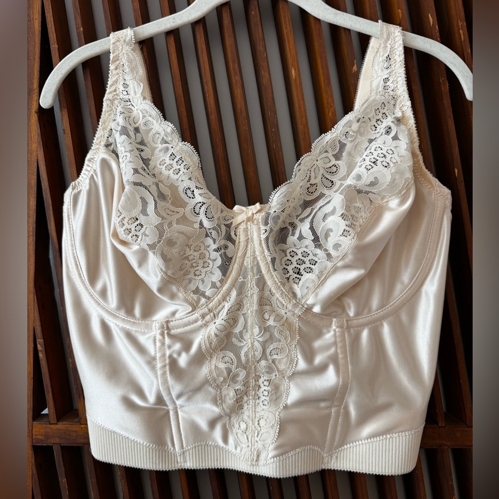 VaBien 38DD longline corset lace cream bra